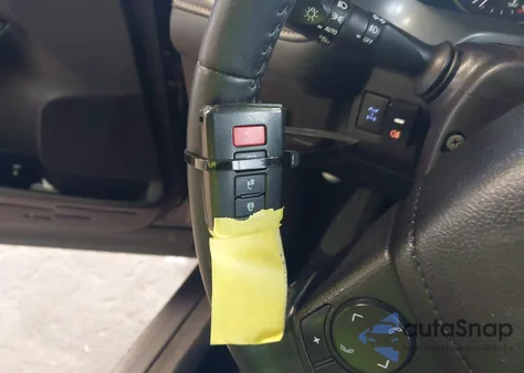 2018 Toyota Rav4 Xle из США, поврежденный, VIN 2T3RFREV0JW742796